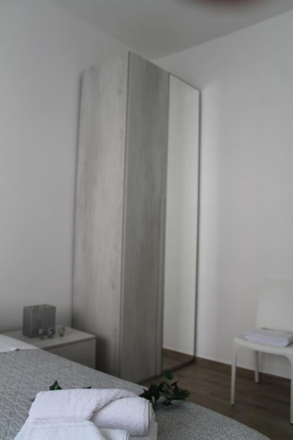 Vento Di Grecale Apartment Трапани Екстериор снимка